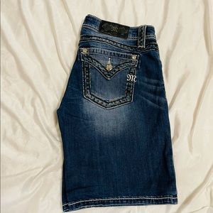 EUC Miss Me Denim Shorts Size 28